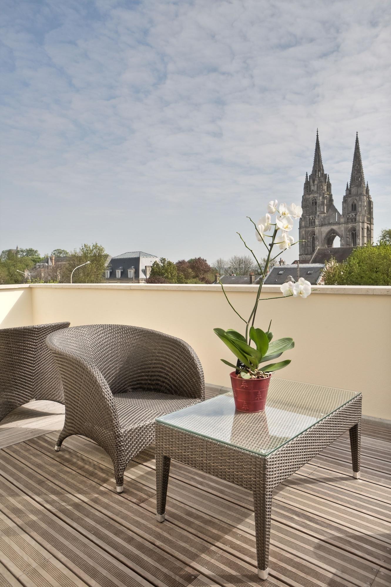 Best Western Plus Hotel Des Francs Soissons Exterior photo