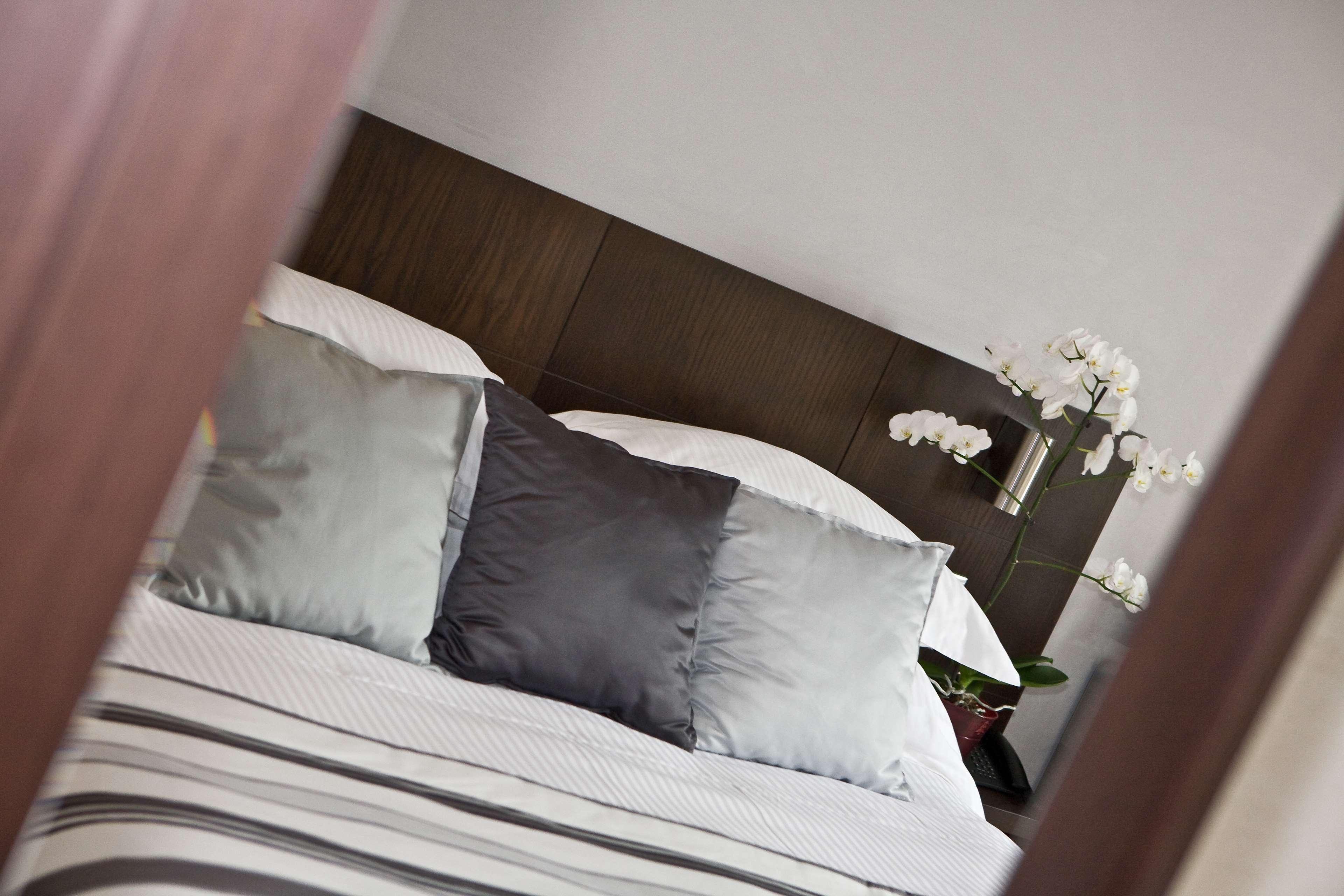 Best Western Plus Hotel Des Francs Soissons Exterior photo