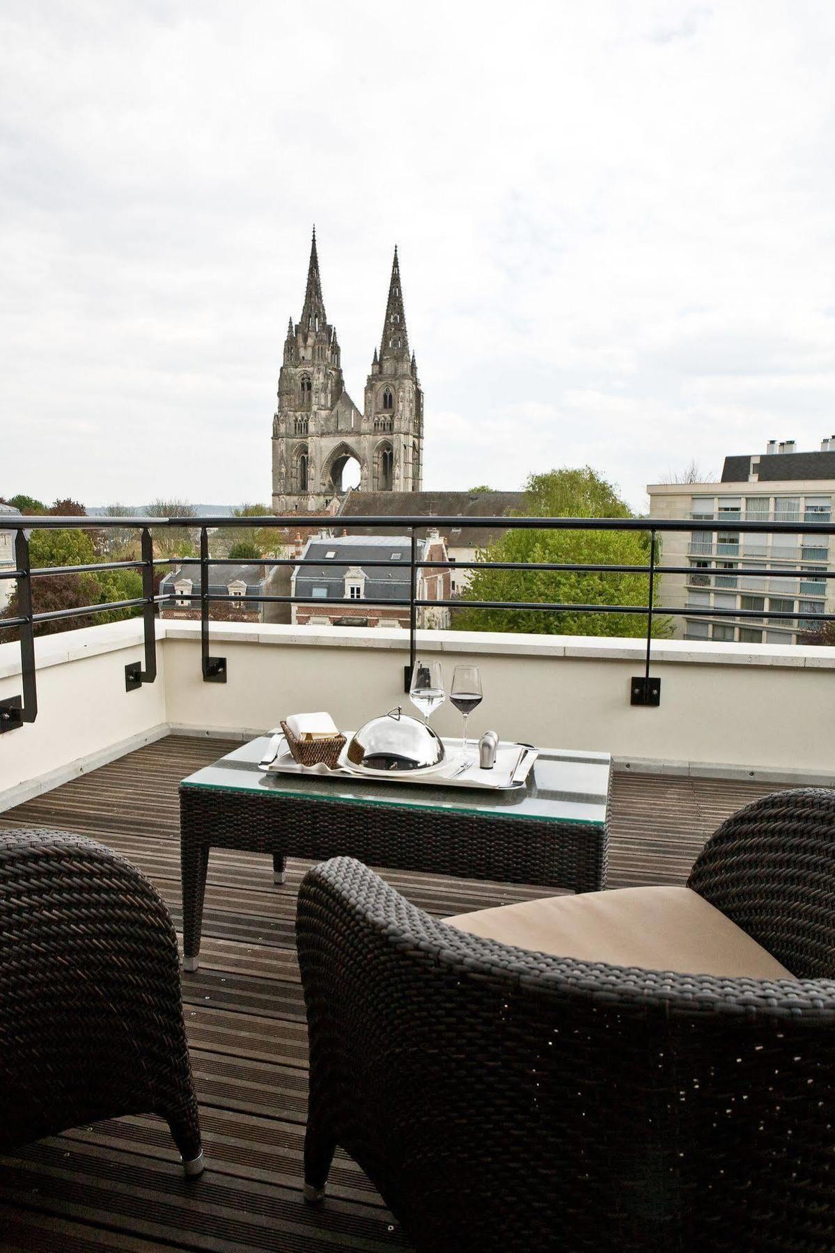 Best Western Plus Hotel Des Francs Soissons Exterior photo